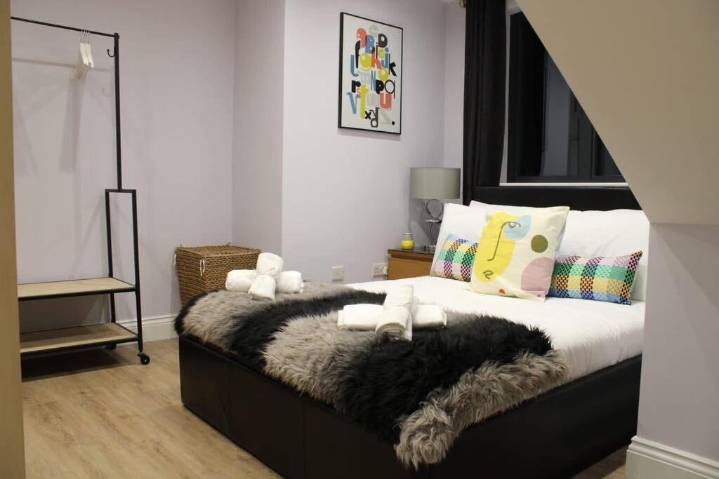 5 Star Apartment لندن المظهر الخارجي الصورة