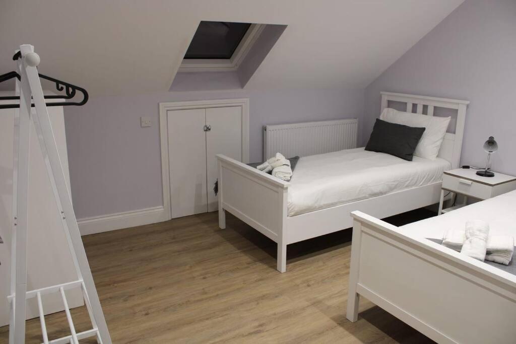 5 Star Apartment لندن المظهر الخارجي الصورة